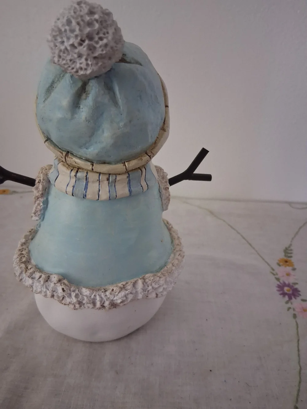 N/A charming blue